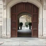 Lägenhet Bogino 18 -